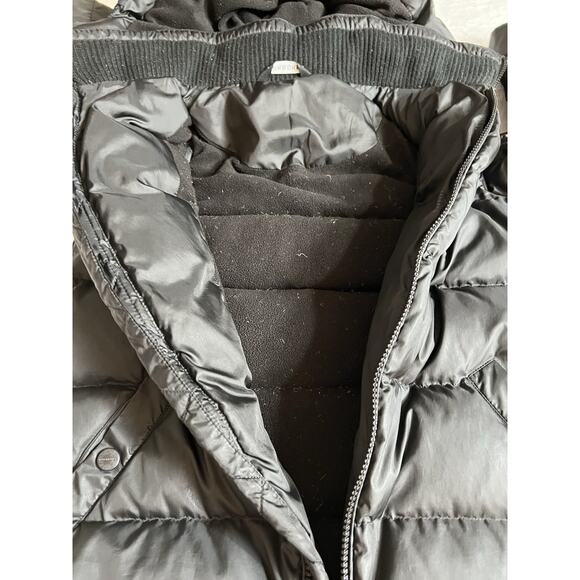 Burberry Kids Down Puffer Jacket Size 8Y Black Classic Casual Luxury Minimalist - Picture 5 of 13